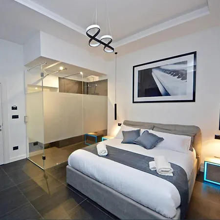 Modern In + Balcony Appartement Naples