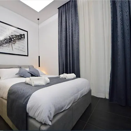 Appartement Modern In + Balcony